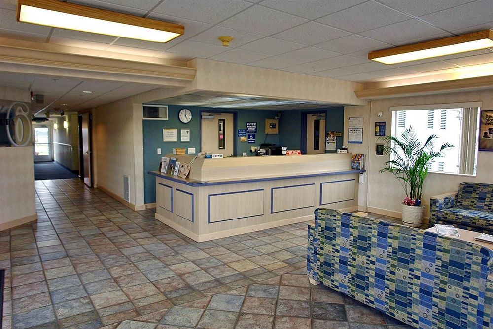 Motel 6-Redmond, Or Buitenkant foto