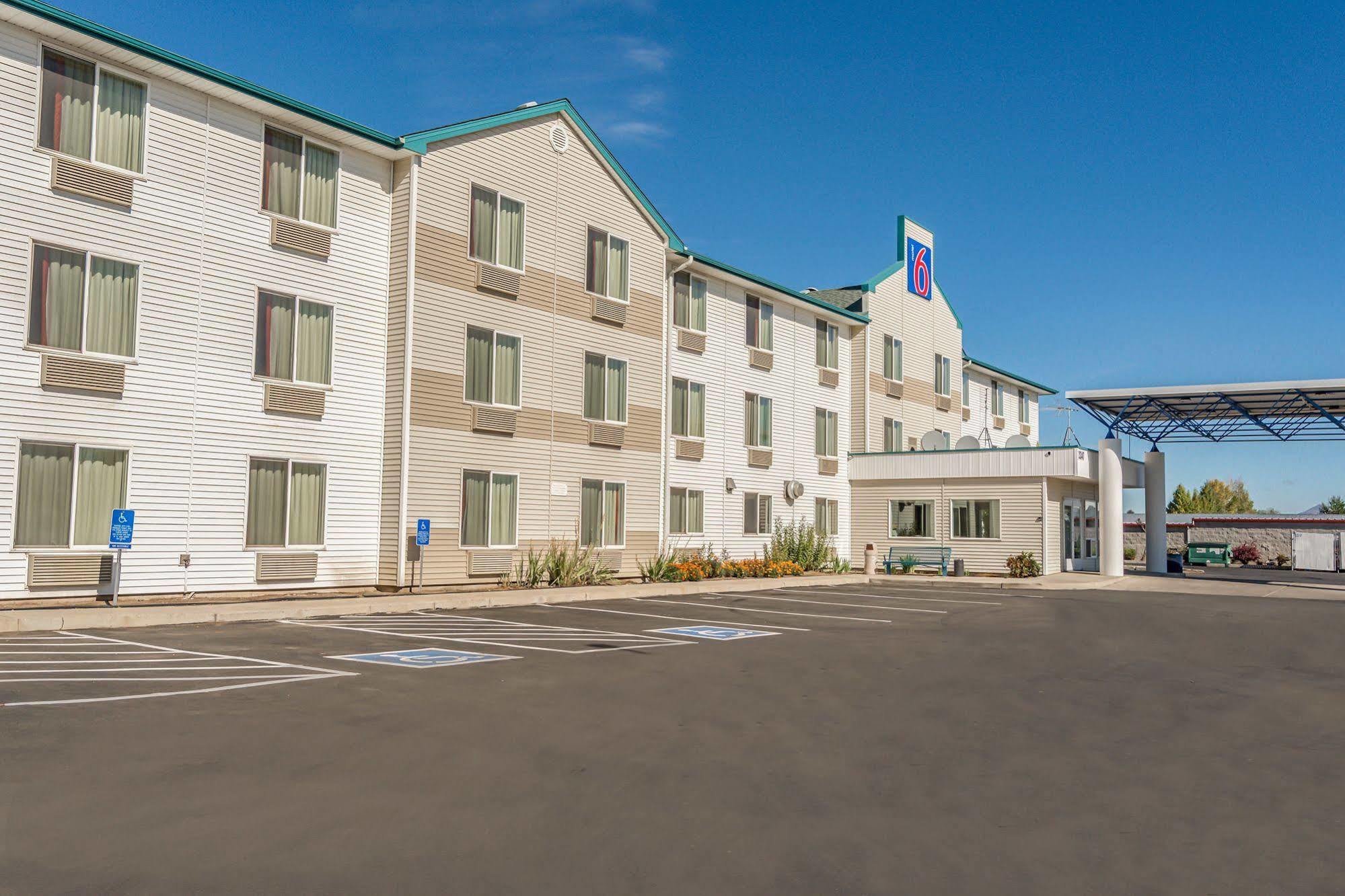Motel 6-Redmond, Or Buitenkant foto